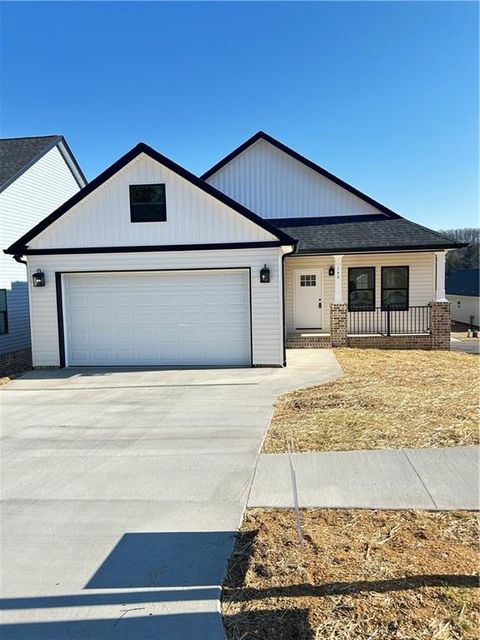 Homes For Sale - 140 Washington Street<br/> Whitfield County, Dalton, GA 30721