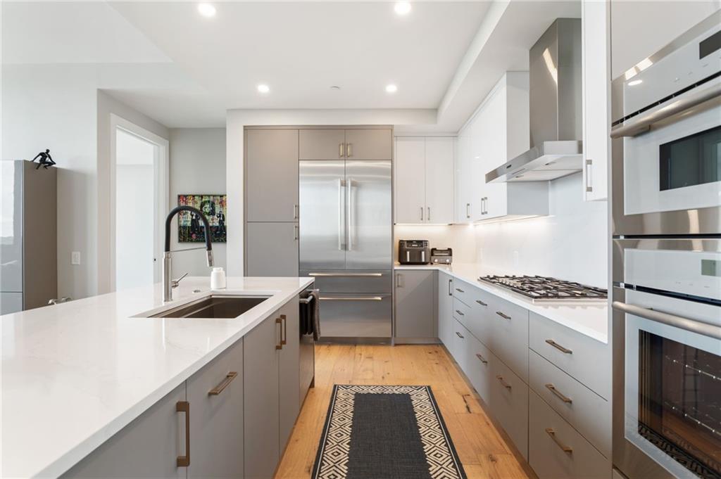 2425 Peachtree Road NE 1412