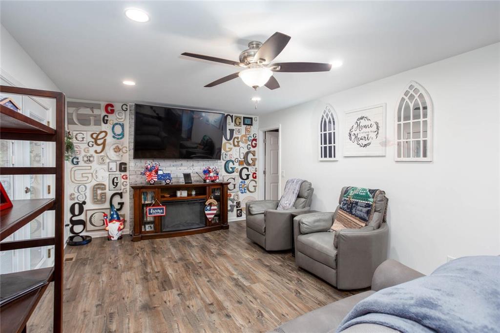34 Cline Smith Road NE