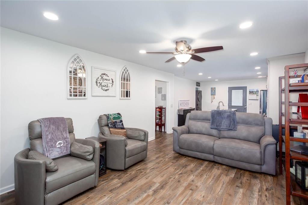 34 Cline Smith Road NE