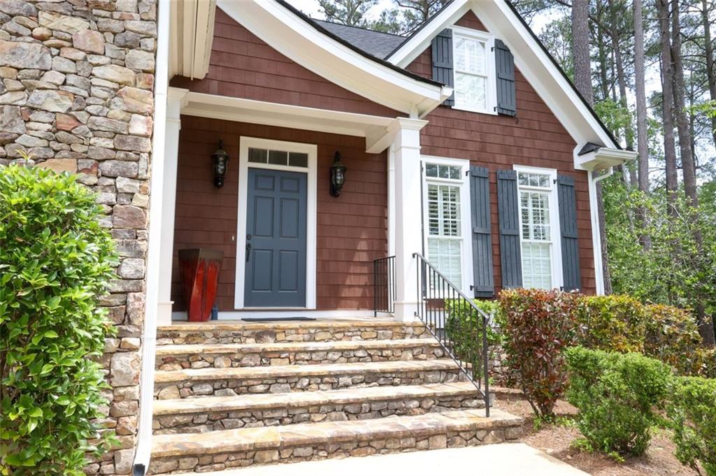 8 Irwin Court NW