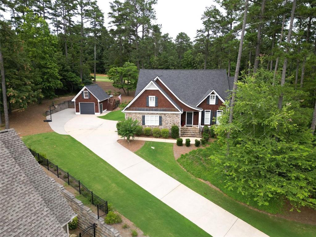 8 Irwin Court NW
