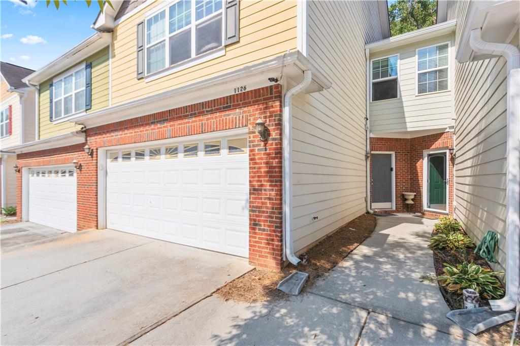 1126 Treymont  Ln