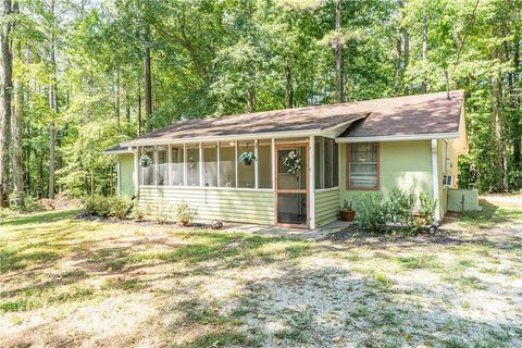 A home in Douglasville