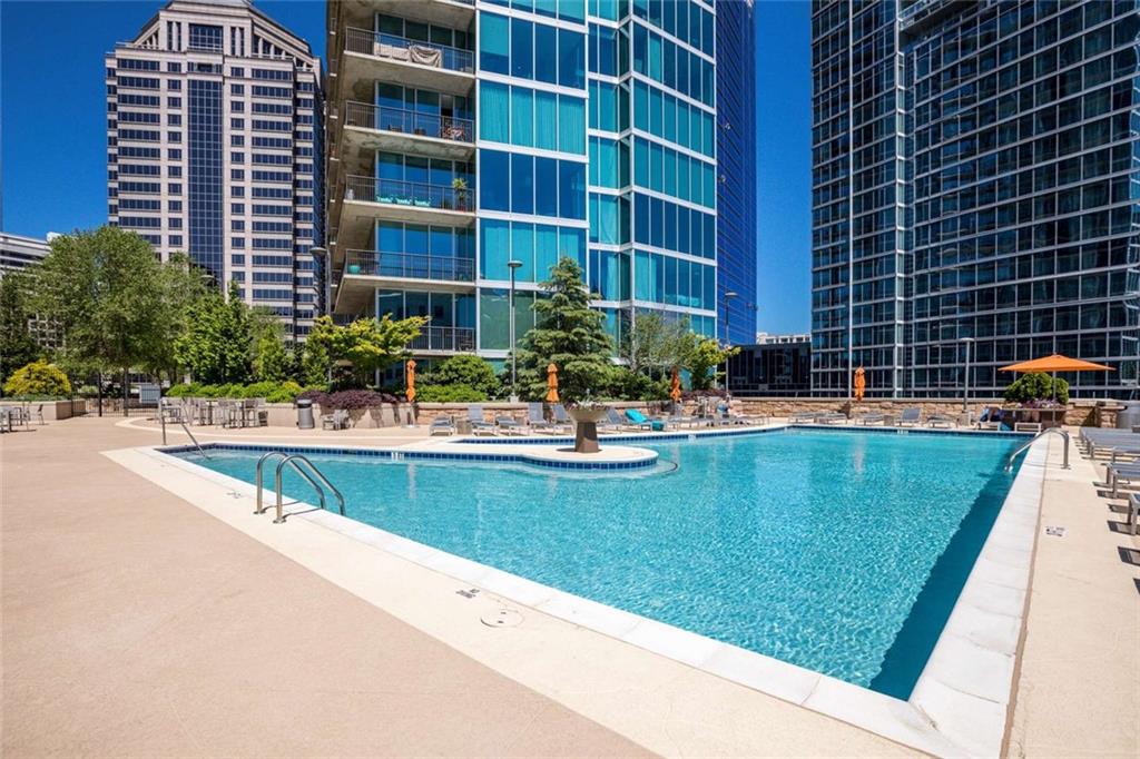 1010 Midtown - Residential