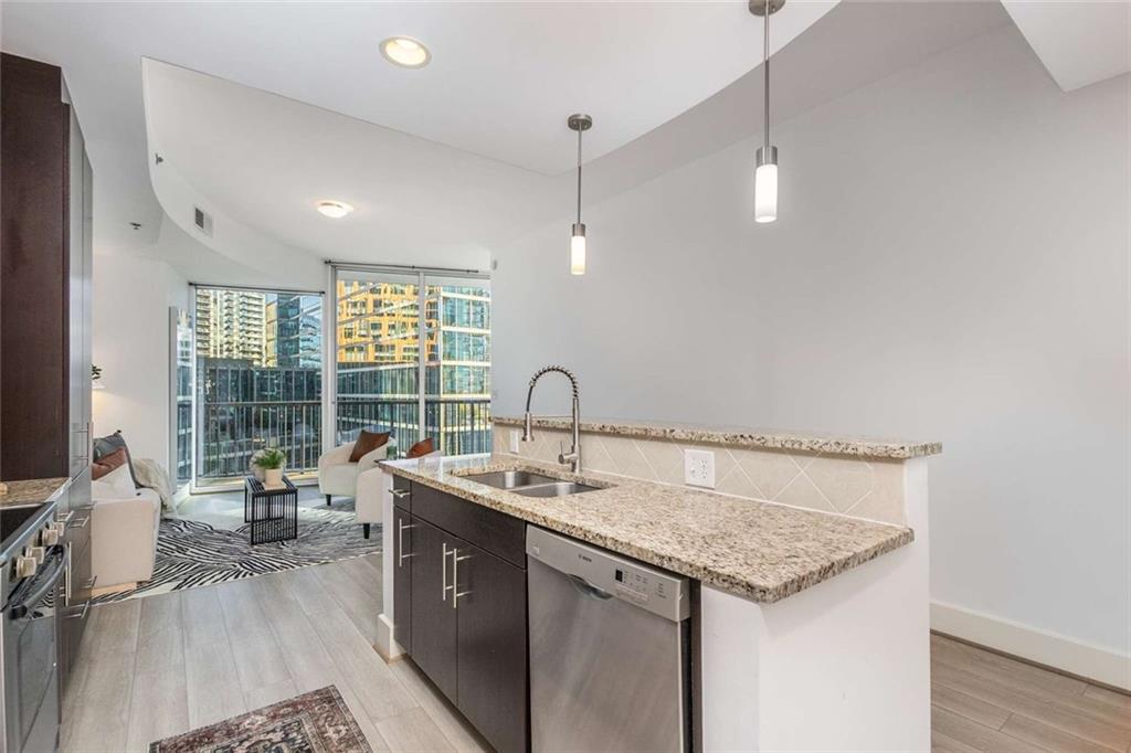 1010 Midtown - Residential