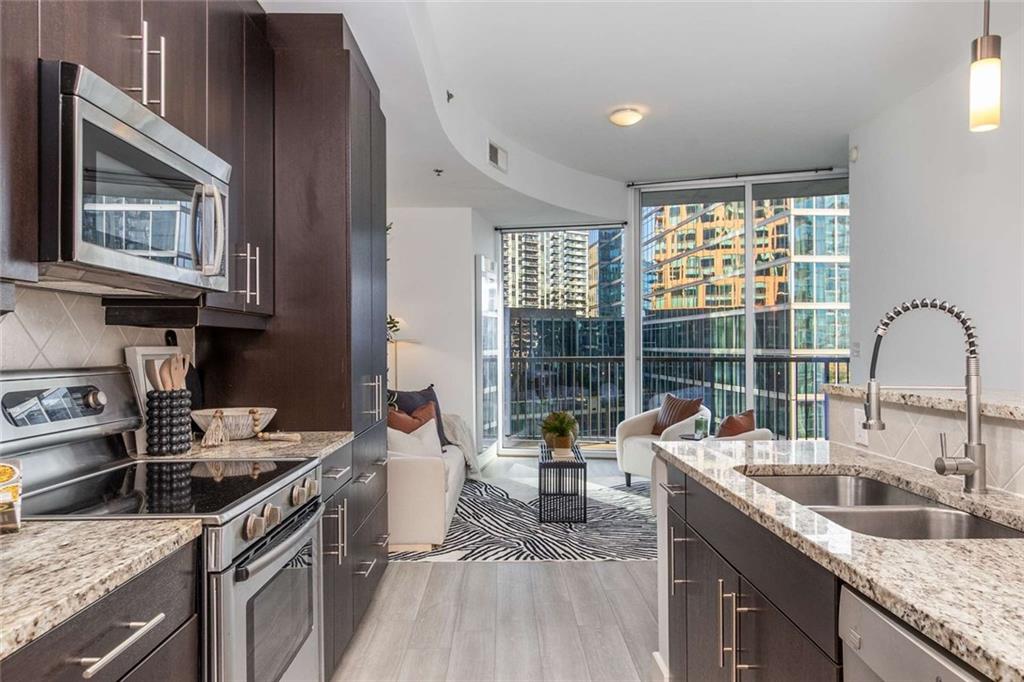 1010 Midtown - Residential