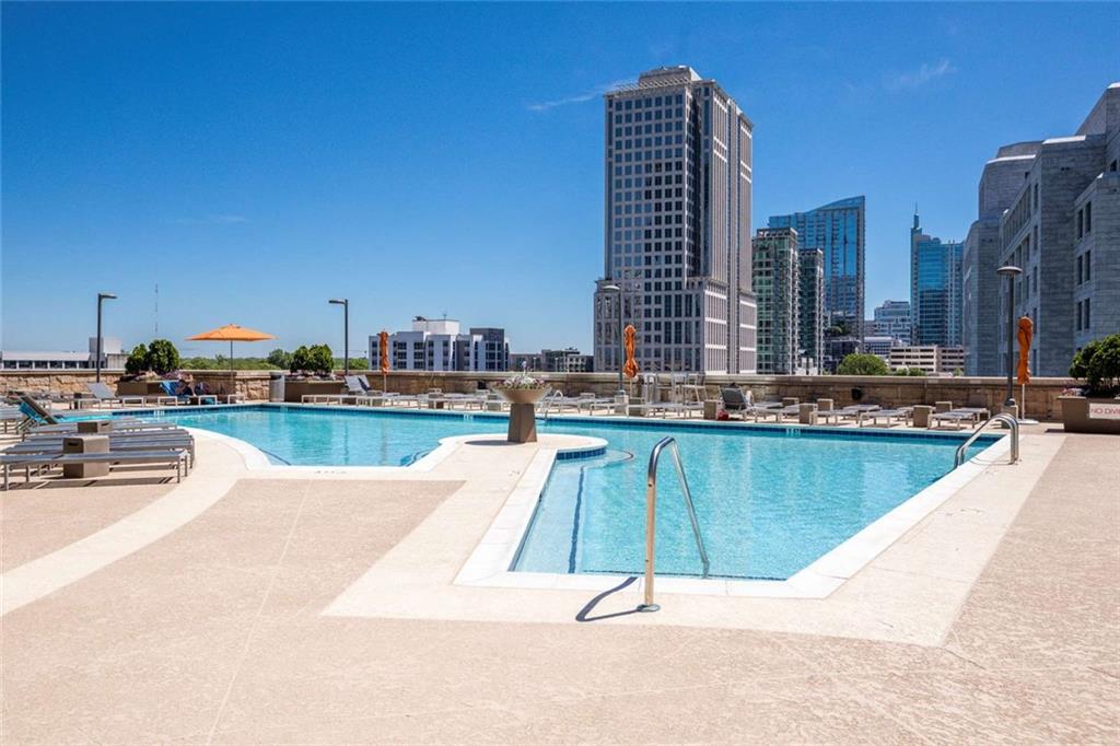1010 Midtown - Residential
