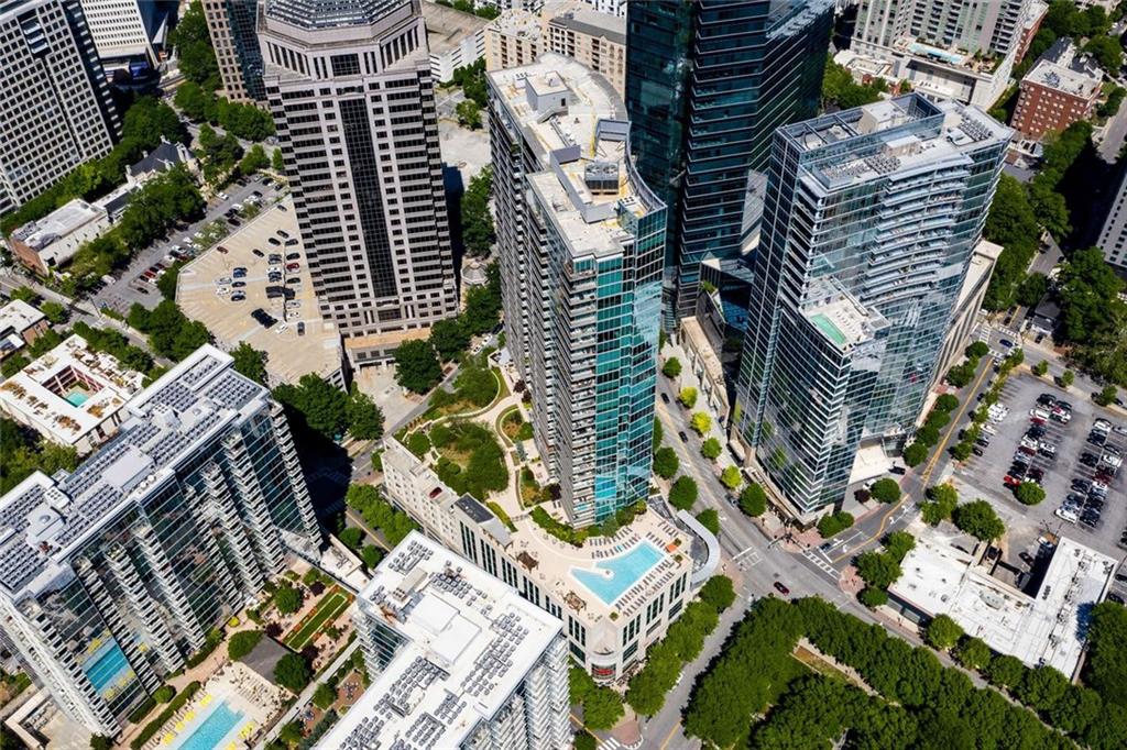 1010 Midtown - Residential