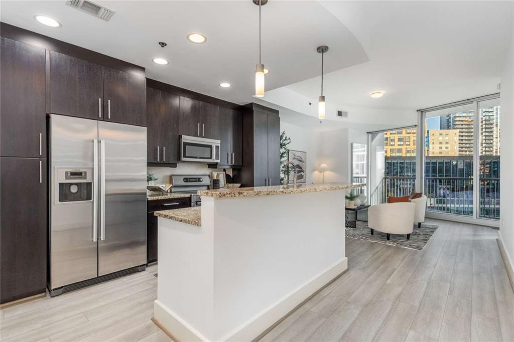 1010 Midtown - Residential
