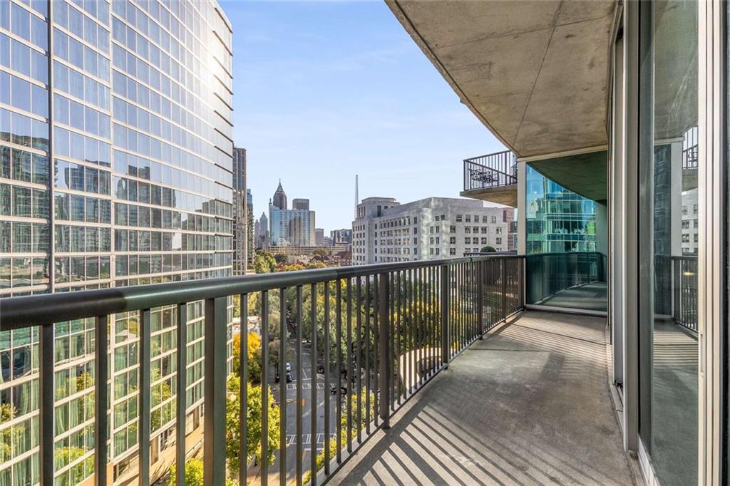 1010 Midtown - Residential