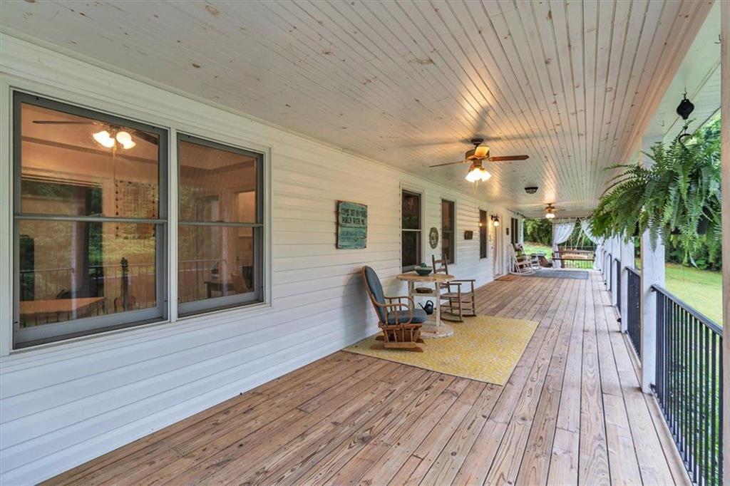 143 Navajo Trail, Rydal, Georgia image 4