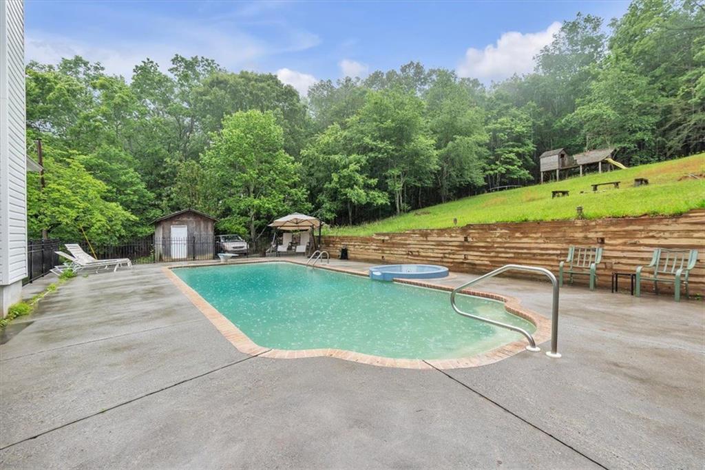 143 Navajo Trail, Rydal, Georgia image 39