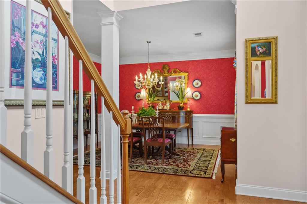 3032 Montclair Circle SE