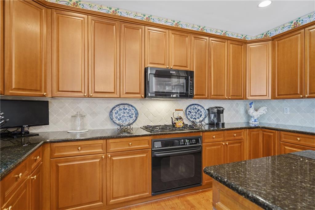 3032 Montclair Circle, Smyrna, Georgia image 11