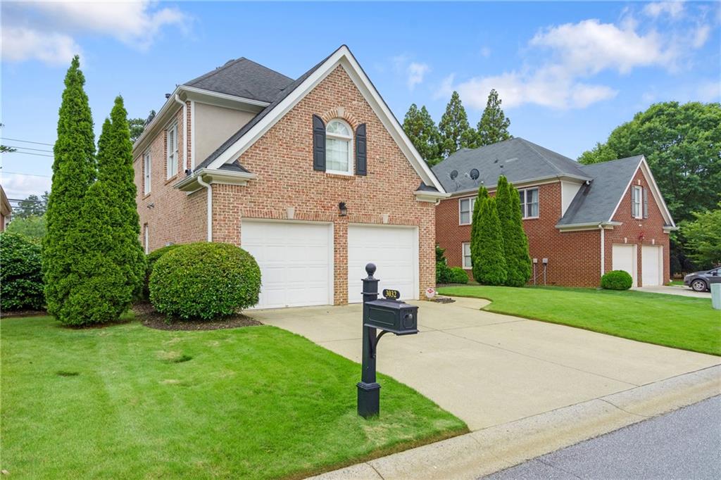 3032 Montclair Circle SE