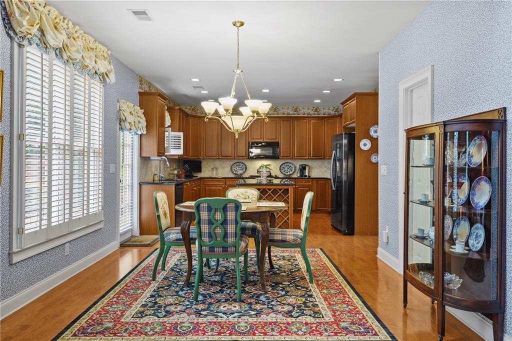 3032 Montclair Circle, Smyrna, Georgia image 48