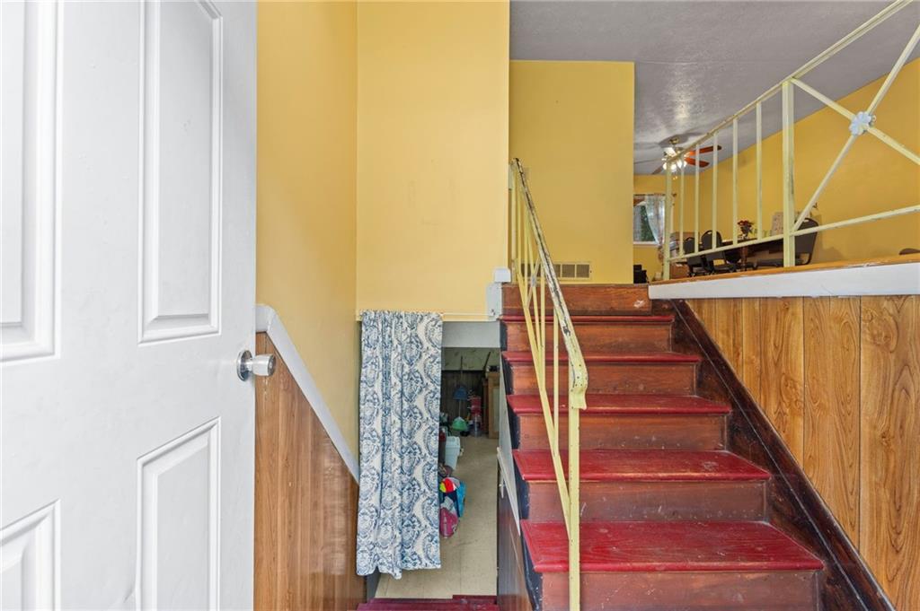 1140 Pineglen Drive
