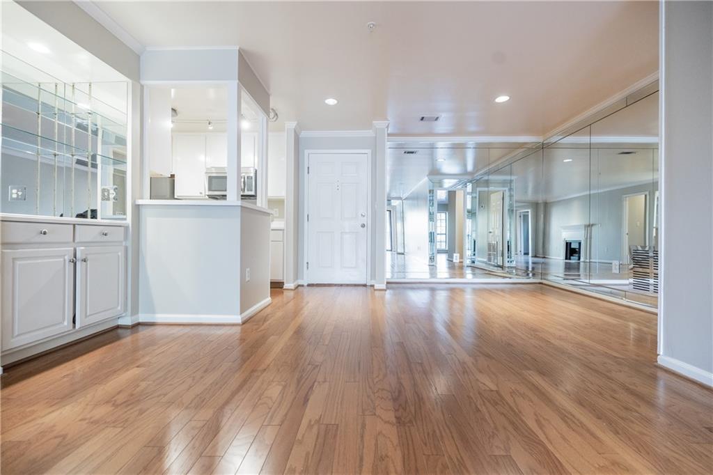 28207 Plantation Drive NE