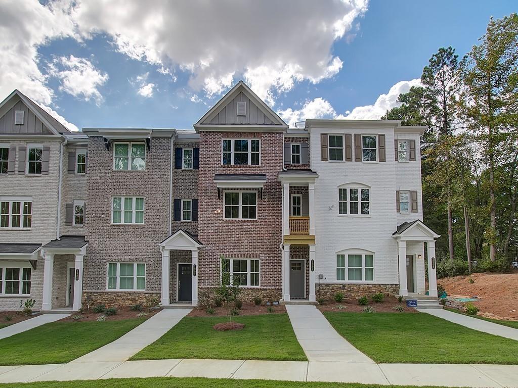 1996 Deco Drive