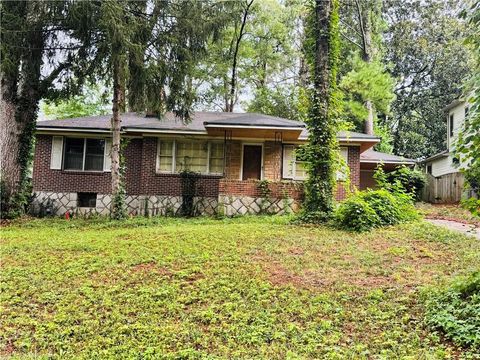 2284 Ferndale Drive Decatur GA 30030