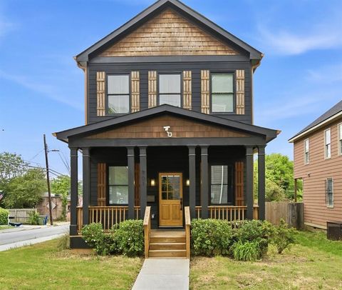 Homes For Sale - 701 Smith Street<br/> Atlanta, GA 30310