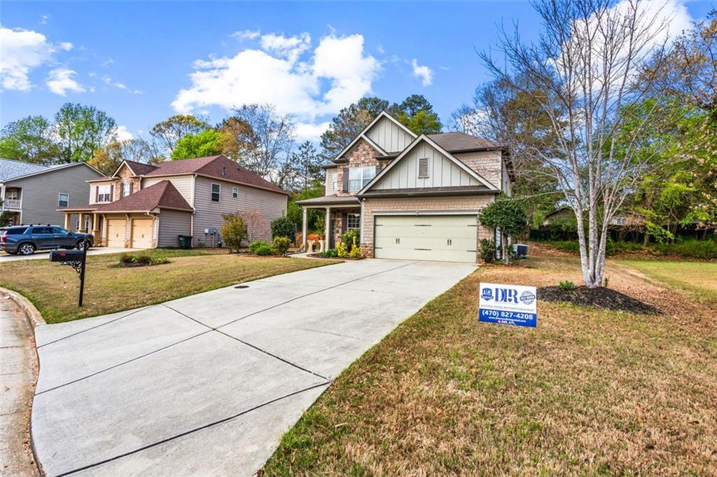 Welcome to Your Dream Home in Marietta, GA. This spacious 3-bedroom, 2.5-bath home offers 2,208 sq. ft. of living space, including a generously sized master suite that’s perfect for relaxation. With a RainSoft water system throughout the entire home, you can enjoy fresh, purified water at every turn. Located in a peaceful, well-established neighborhood, you're just minutes from shopping, dining, and entertainment in Marietta. Don’t wait schedule your appointment today and see all that this wonderful home has to offer.