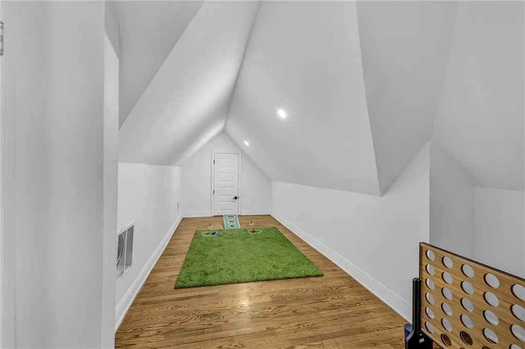 Atlanta, Georgia 30337, United States, 5 Bedrooms Bedrooms, ,4 BathroomsBathrooms,Residential,Active,129067