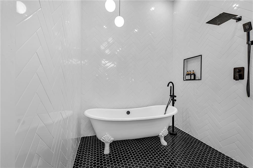 1774 Vesta Avenue, Atlanta, Georgia image 13