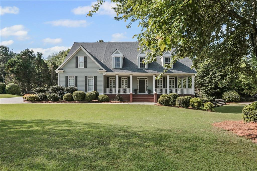 393 Taylor Glen Drive, Alpharetta, Georgia image 1