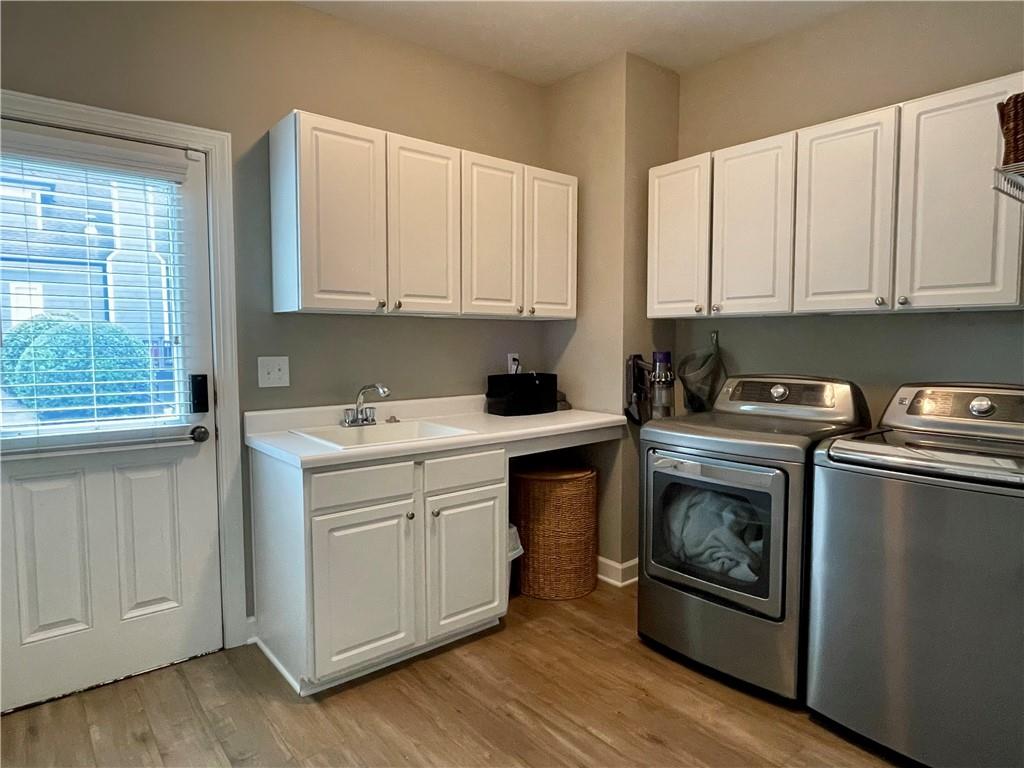 393 Taylor Glen Drive, Alpharetta, Georgia image 25