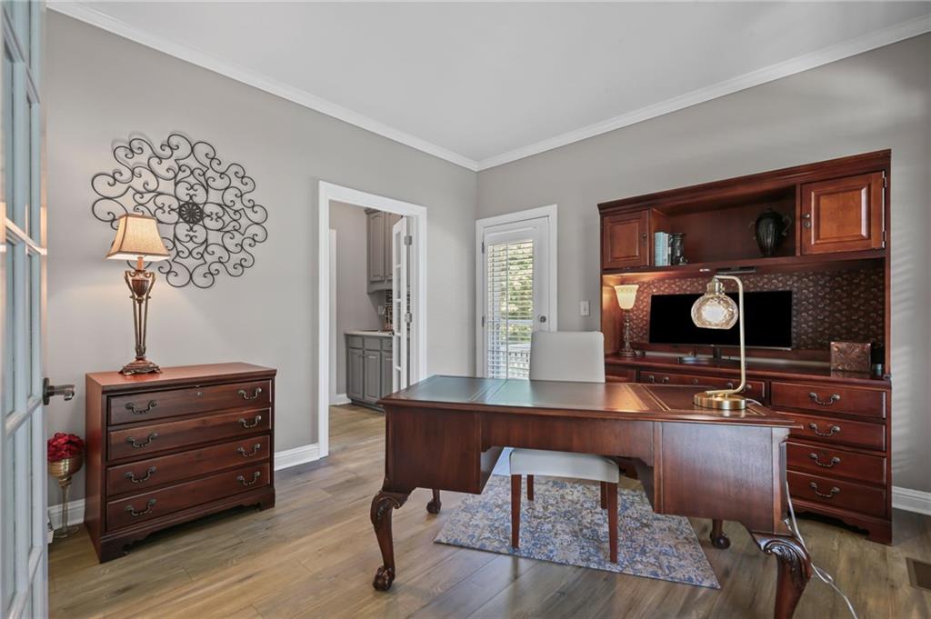 393 Taylor Glen Drive, Alpharetta, Georgia image 12