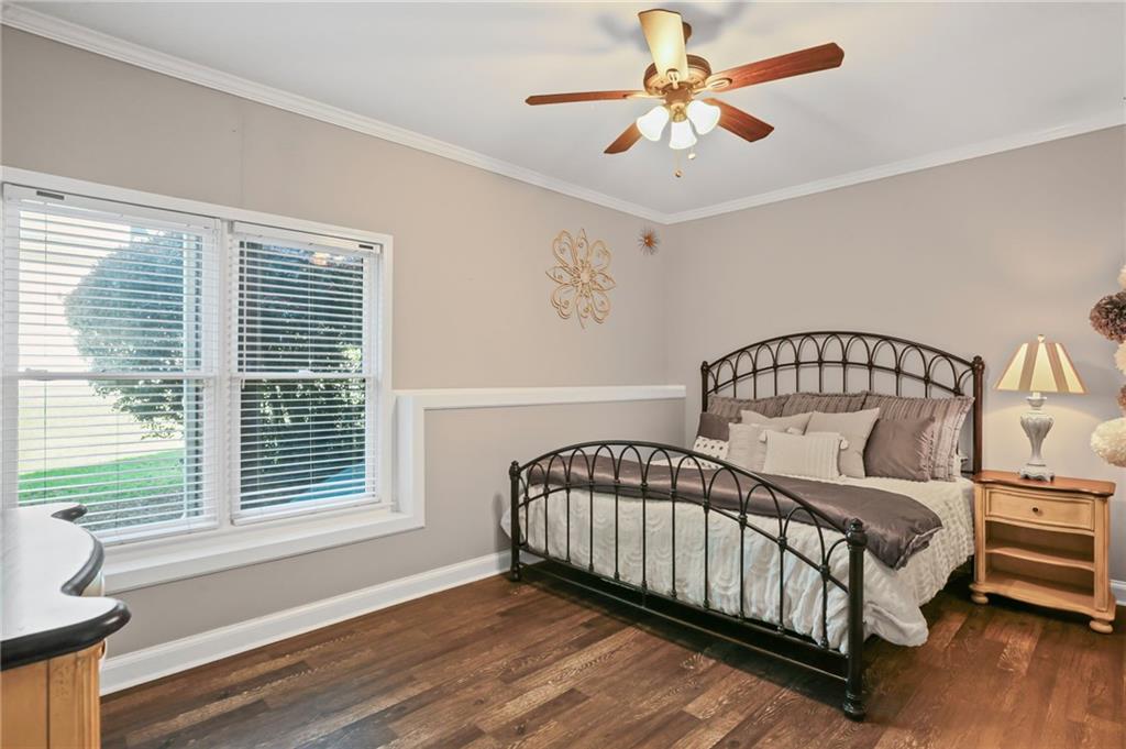 393 Taylor Glen Drive, Alpharetta, Georgia image 29