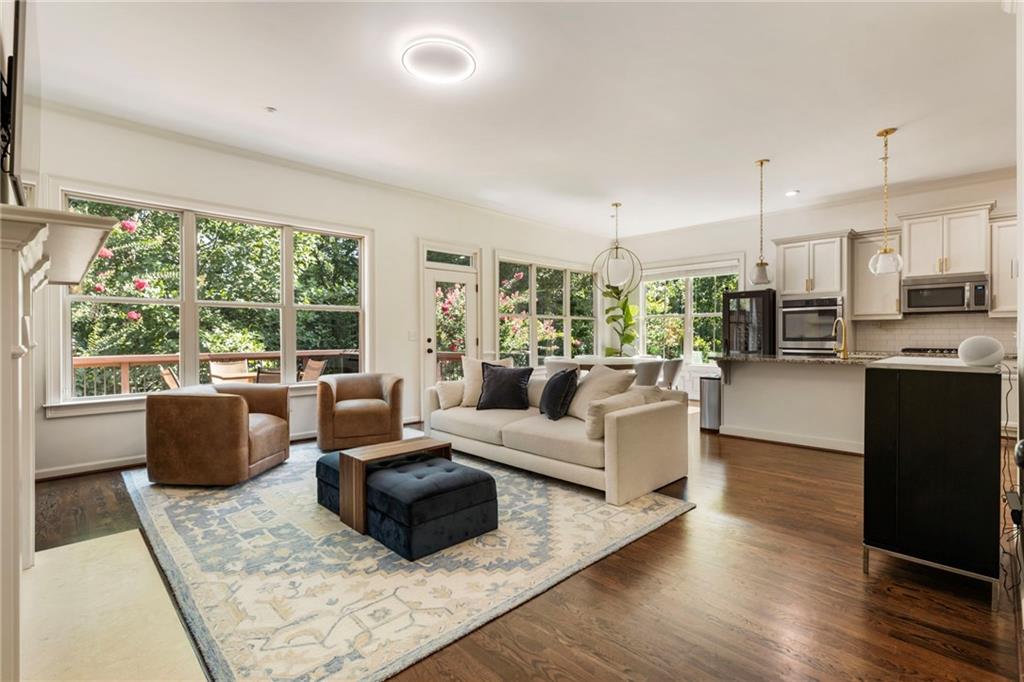 996 Bergeron Place