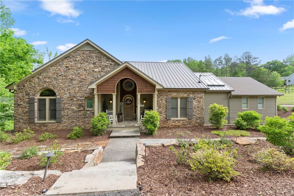 253 Happy Trails Way