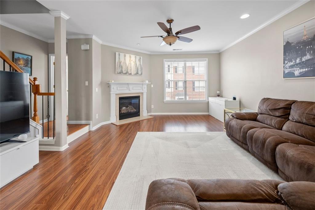 3542 Chattahoochee Summit Lane, Atlanta, Georgia image 10