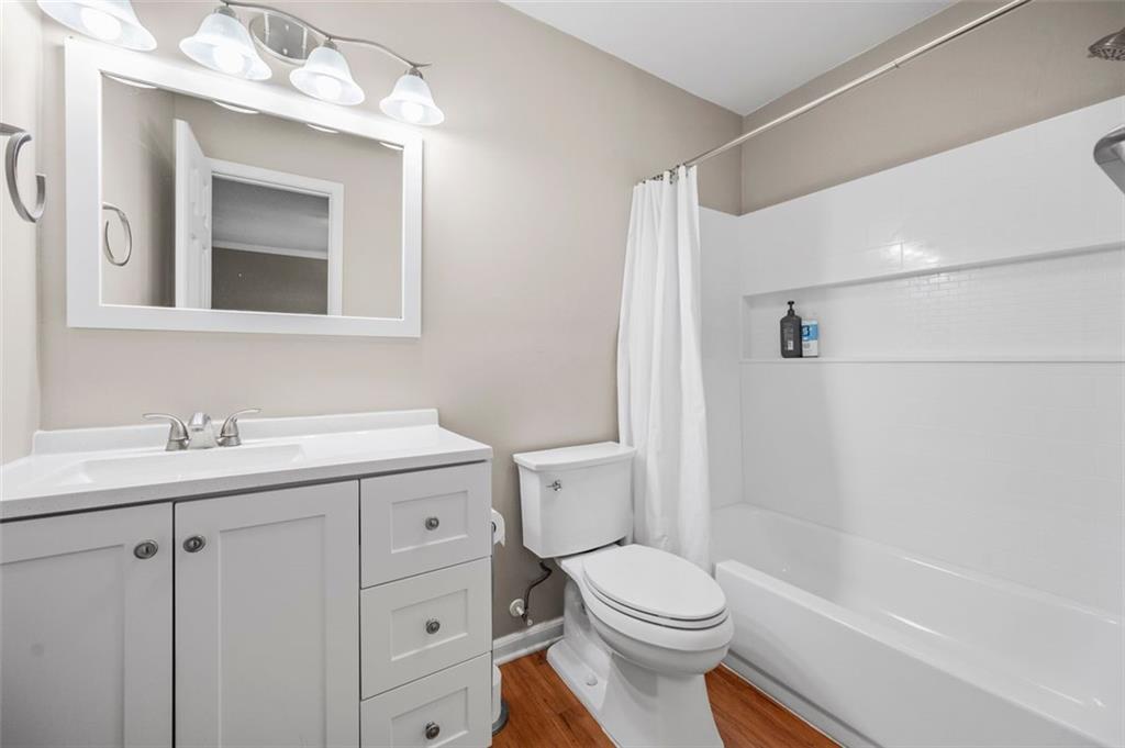 3542 Chattahoochee Summit Lane, Atlanta, Georgia image 21