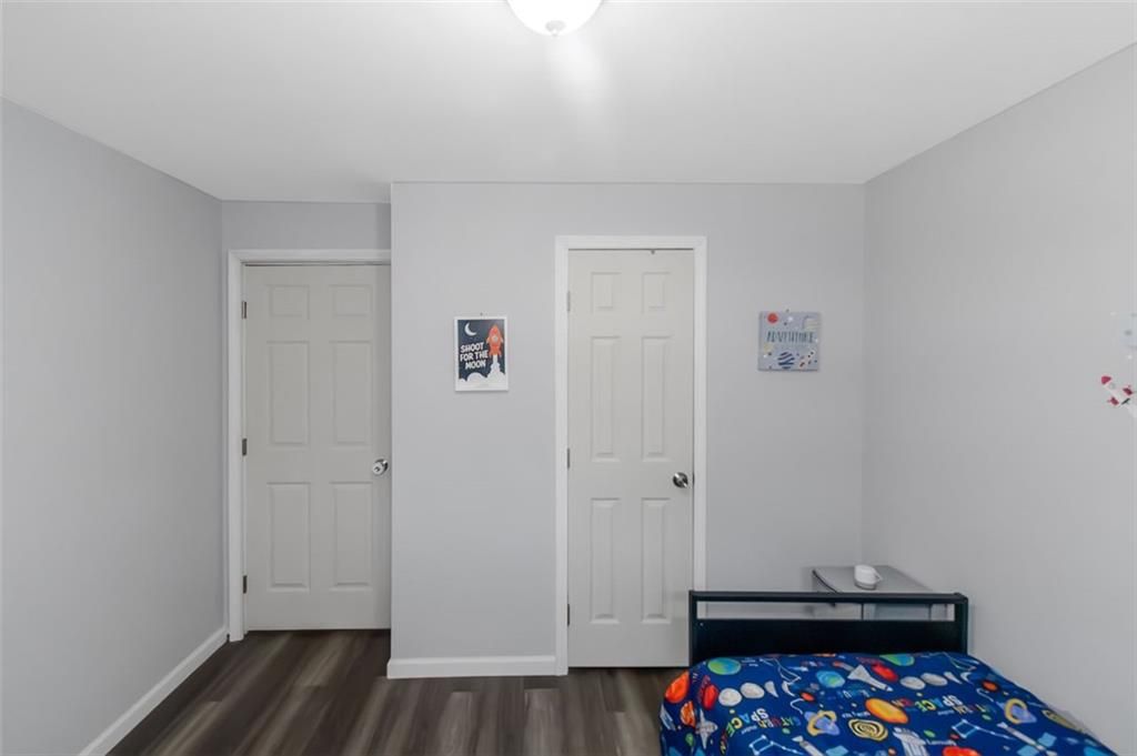 listing image 63