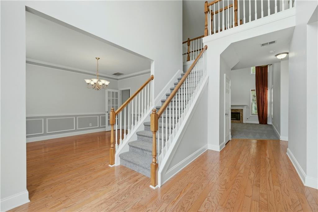 3032 MockingBird Lane