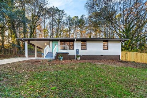 Homes For Sale - 2903 Akron Street<br/> East Point, GA 30344