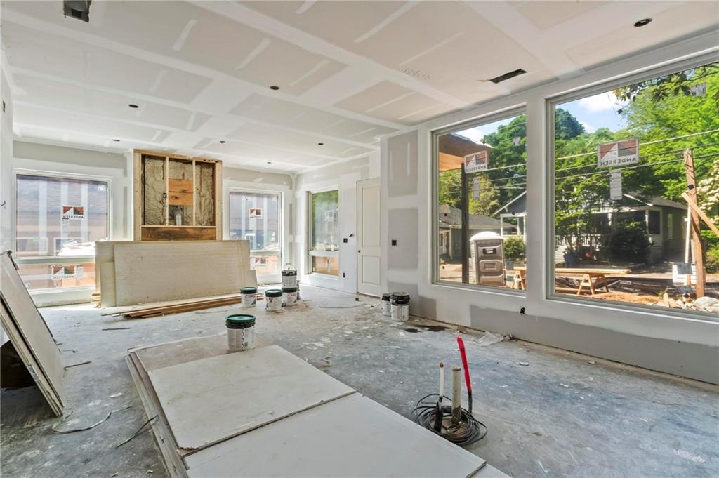 215 Flora Avenue NE A