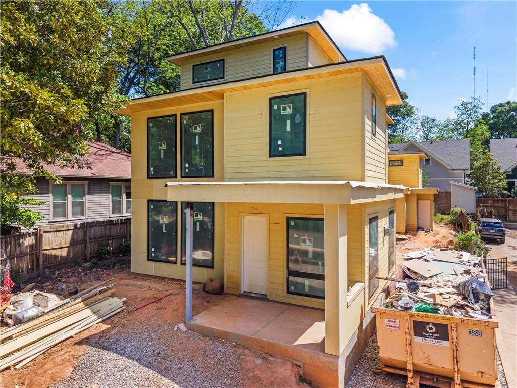 215 Flora Avenue NE A