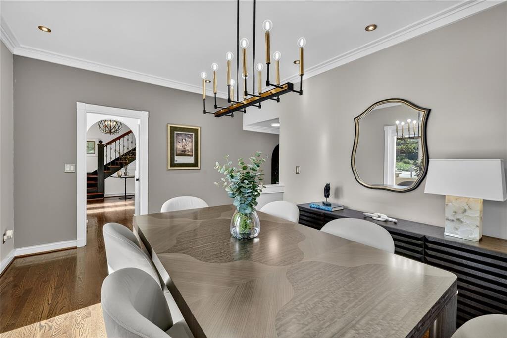 1216 E Rock Springs Road