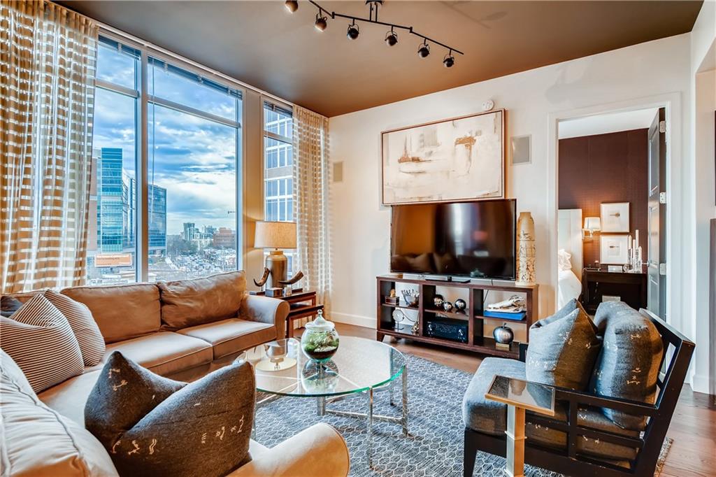 1820 Peachtree Street NW 811