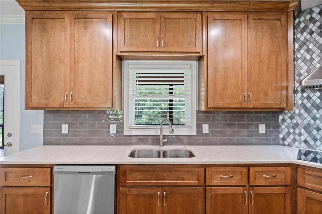 240 Land Road, Waleska, Georgia image 11