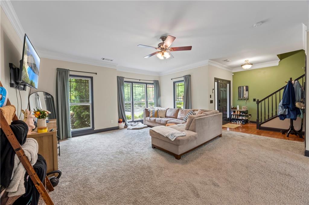 168 Constitution Boulevard 12