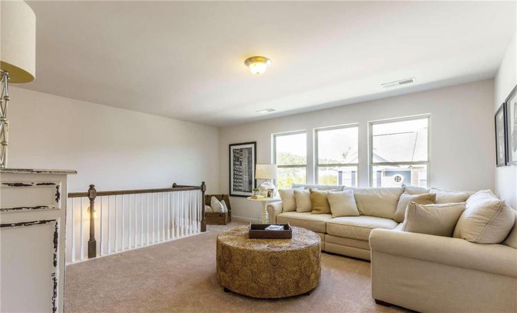 5888 Radford Loop