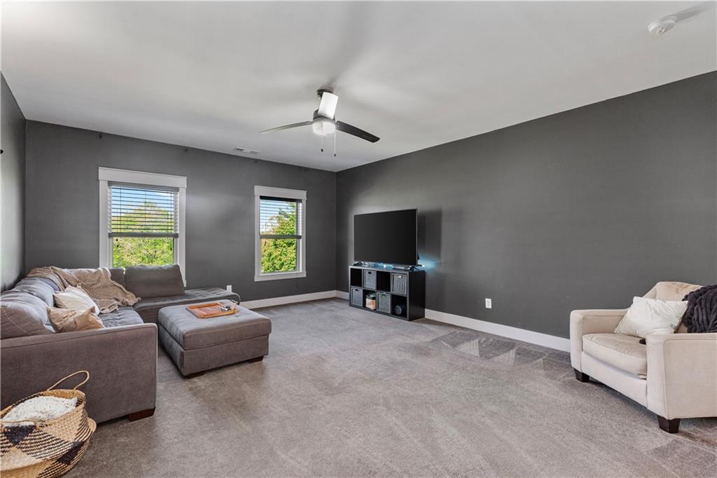 Lincoln Estates - Residential
