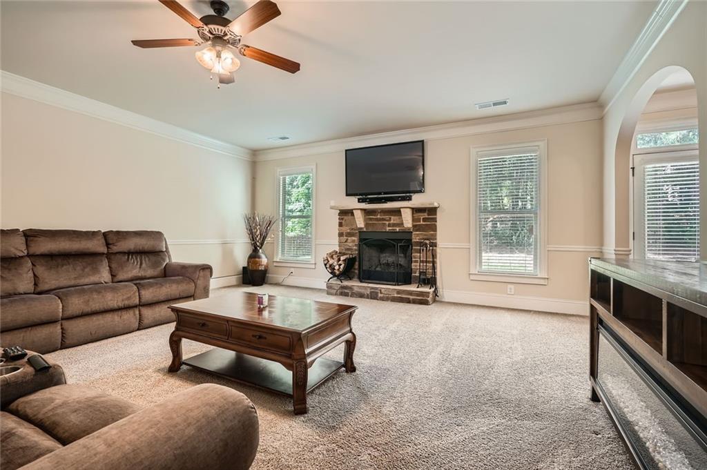 349 Pennant Lane, Fairburn, Georgia image 5