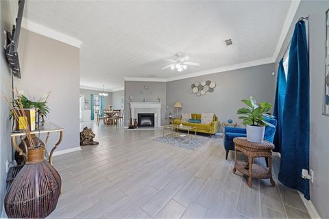 5099 LEESHIRE Trace Tucker GA 30084
